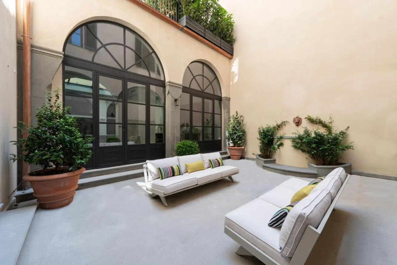 Duomo Penthouse Luxury Apartment In Florence By Palazzo Pazzi Vitali